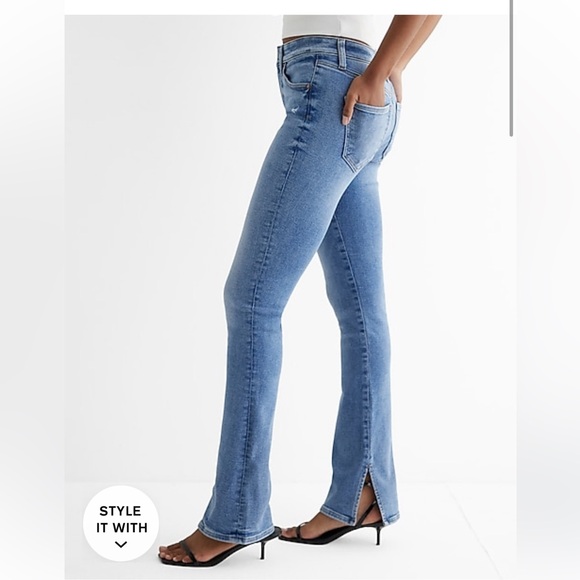 Mid Rise Medium Wash Skyscraper Jeans - Express - Picture 1 of 6